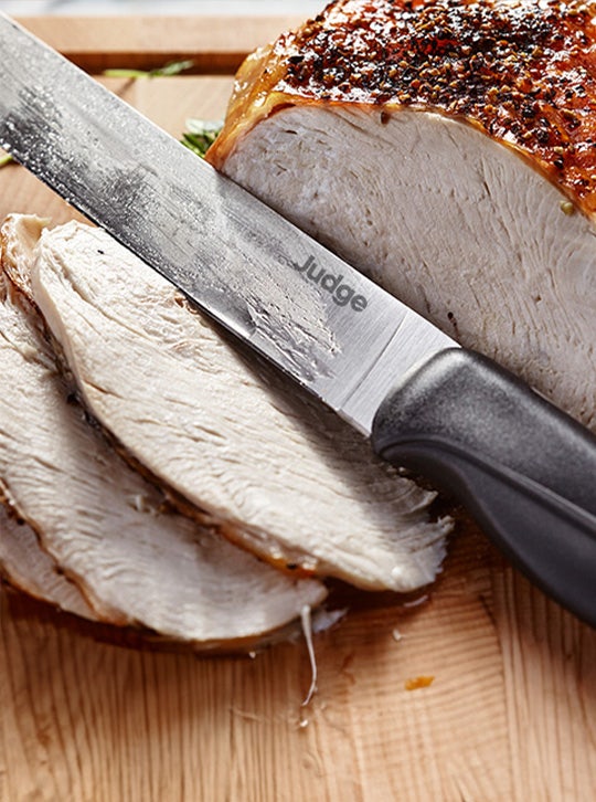 Judge Carving Knives
