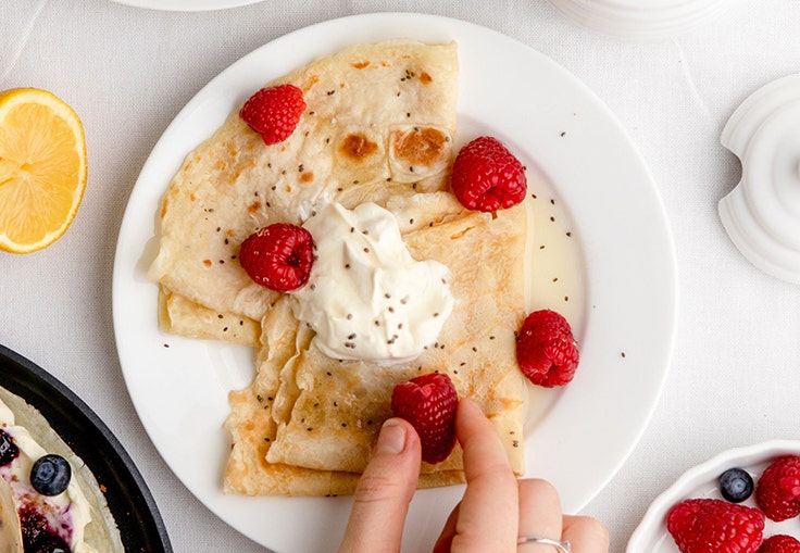 Serving yogurt, raspberry and chia crepes